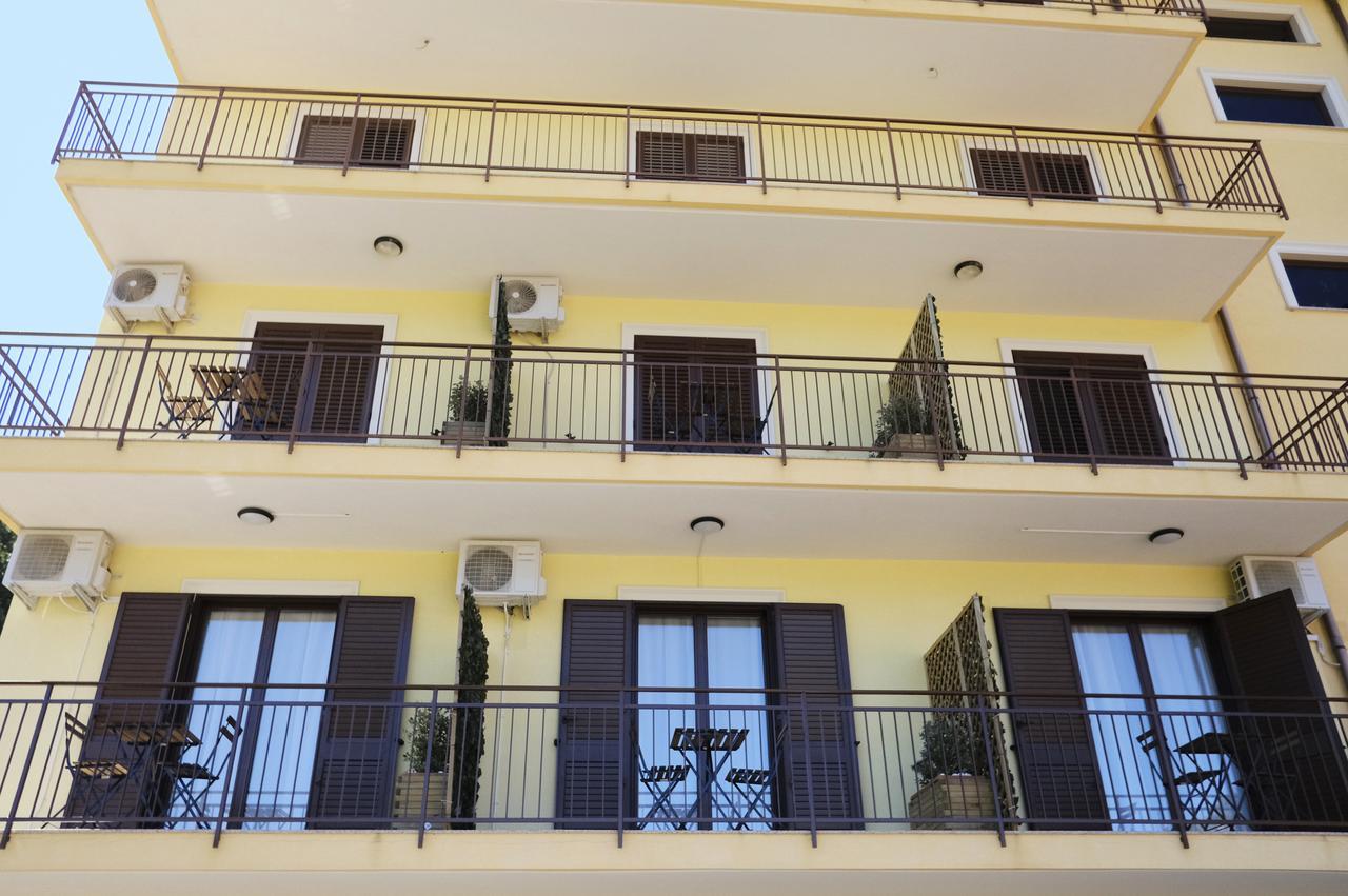 Sikania Casa Diamond Messina Luaran gambar